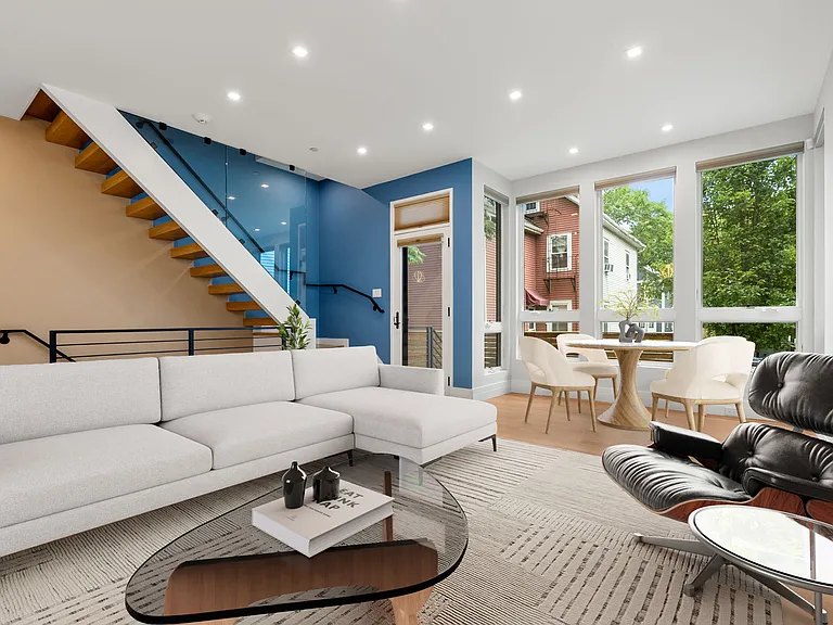227 Prospect St #1 — Photo 4