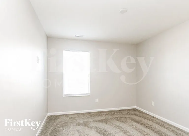 8154 Brookville Way — Photo 14