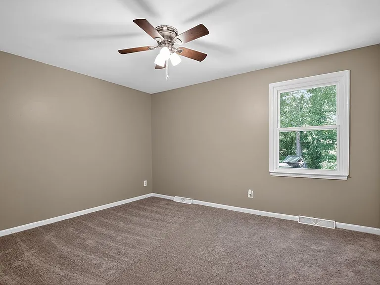 46483 Rosewood Dr — Photo 10