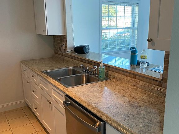 5th image of 3324 N Key Dr