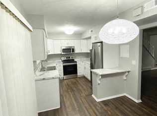 510 Forsythia Ln, Cleveland, OH 44143