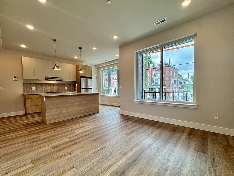 5222-24 Chester Ave #4 — Photo 15