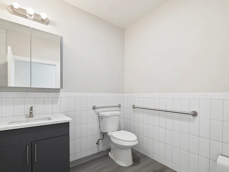 60 Woodside Pl — Photo 7