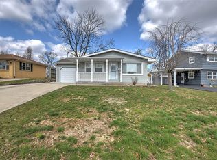 38 Ridgedale Dr, Decatur, IL 62521