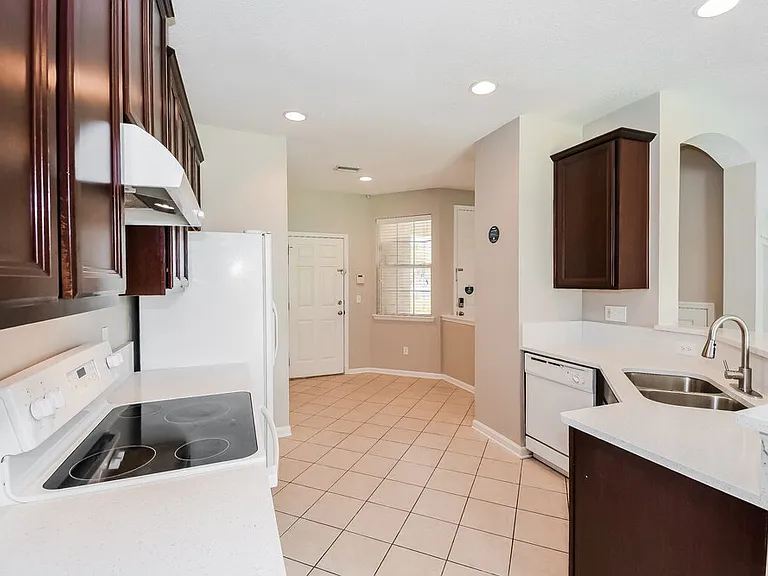 3645C Creswick Cir — Photo 8