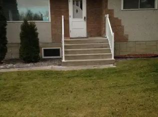 6014 56th Ave #1A, Red Deer, AB T4N 4R4