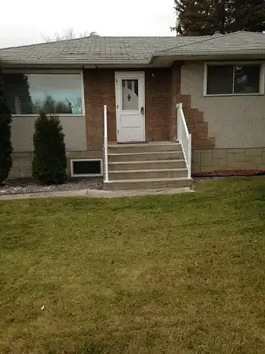 6014 56th Ave #1A Photo 1