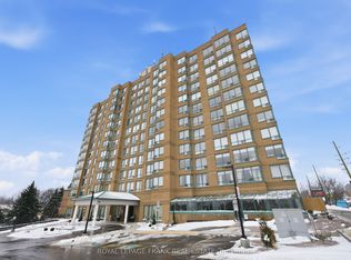 711 Rossland Rd E #710, Whitby, ON L1N 8Z1