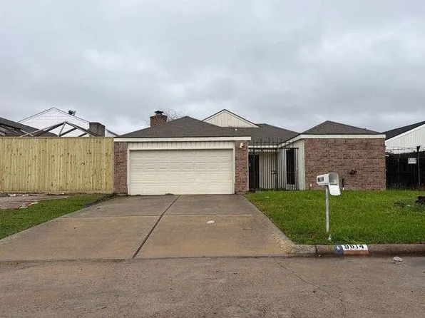 9614 Langdon Ln, Houston, TX 77036