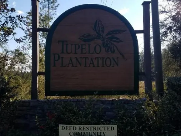 33227 Tupelo Ln, Callahan, FL 32011