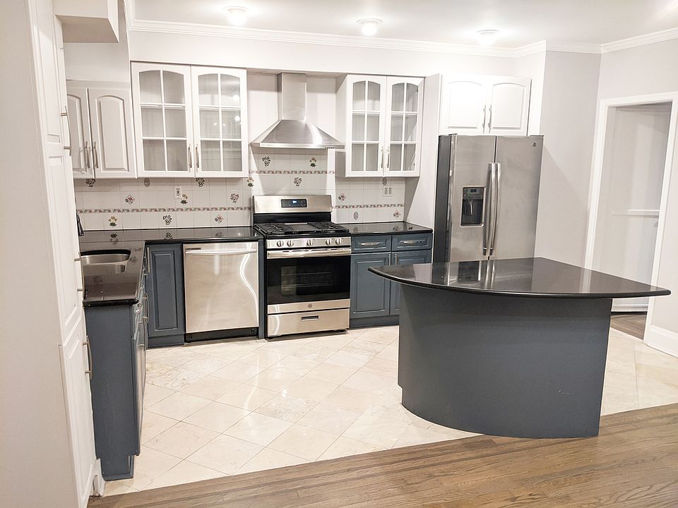 1st image of 50-44 61st St #1
