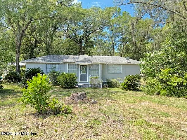 845 SW Pecan St — Photo 1