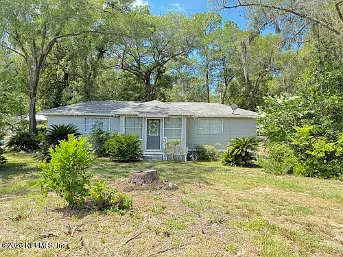 845 SW Pecan St Photo 1