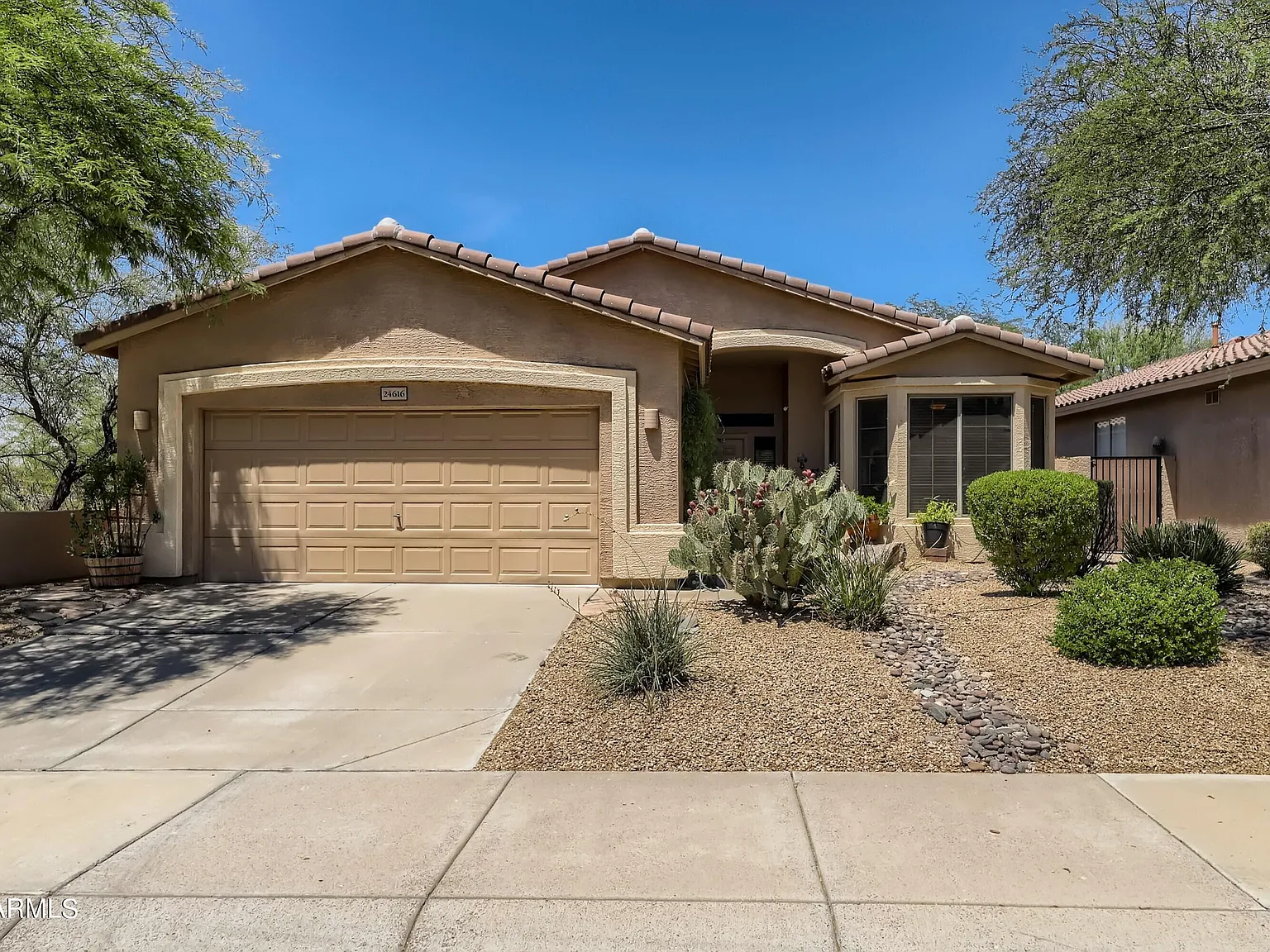 3 bed, 2.5 bath, 1898 sqft, $3,500 — Photo 3