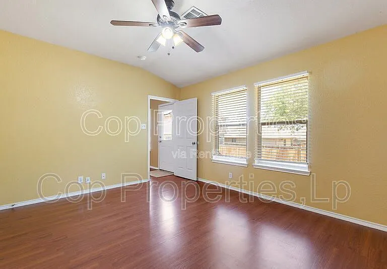 9179 Everton — Photo 14