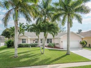 151 S Bahama Ave, Marco Island, FL 34145
