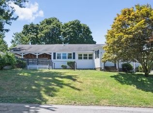 5 Oak St, Weymouth, MA 02190