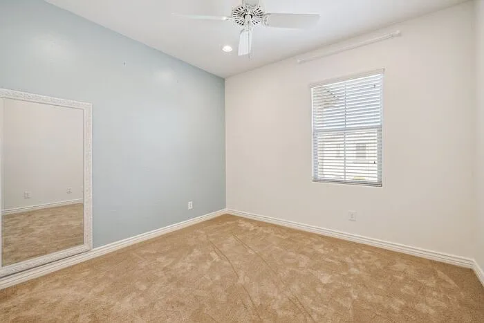 211 E Brinley Dr — Photo 28