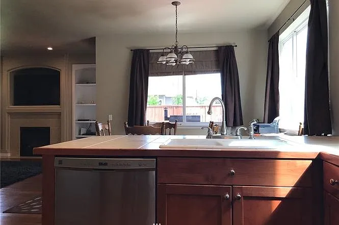 3 bed, 1519 sqft, $2,400 — Photo 3