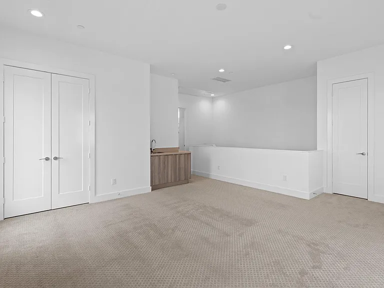 5915 E Post Oak Ln — Photo 35