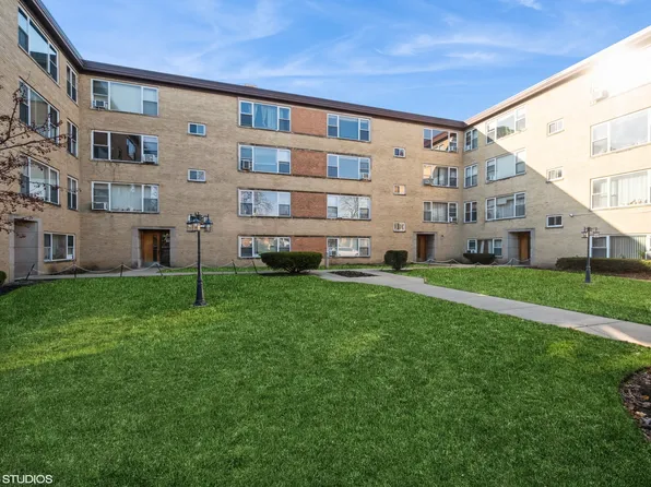 2623 W Fitch Ave APT 2E, Chicago, IL 60645
