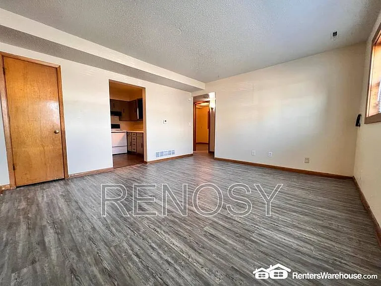 303 S Madison St #1 — Photo 3