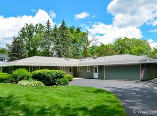 4708 Wild Cherry Rd, Crystal Lake, IL 60012