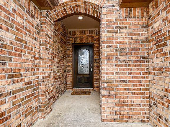 3rd image of 3927 McDonough Way