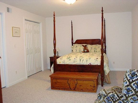 Fourth bedroom