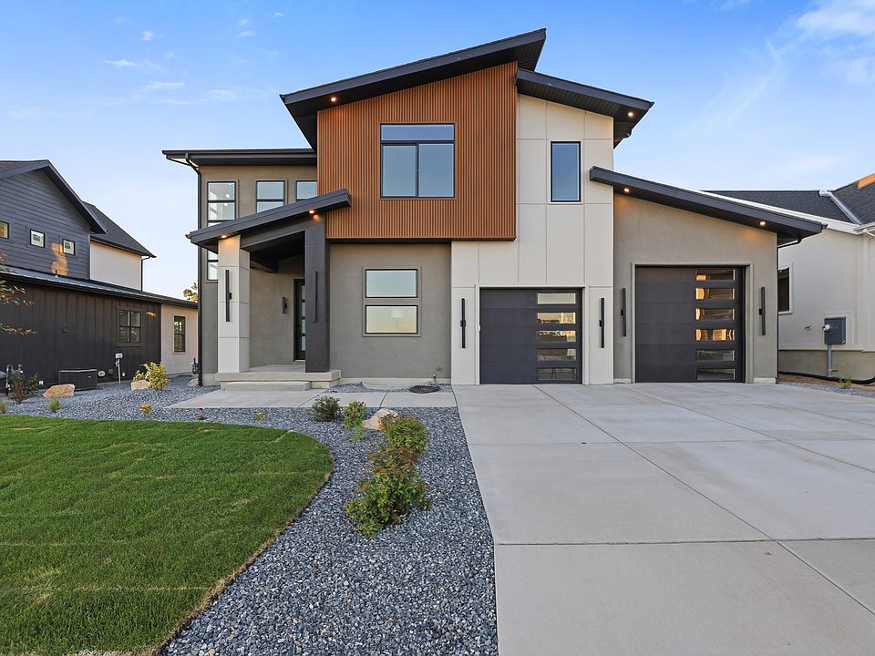 1st image of 1326 E Sunset Ct #304