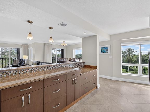 4th image of 500 Ocean Trail Way #409