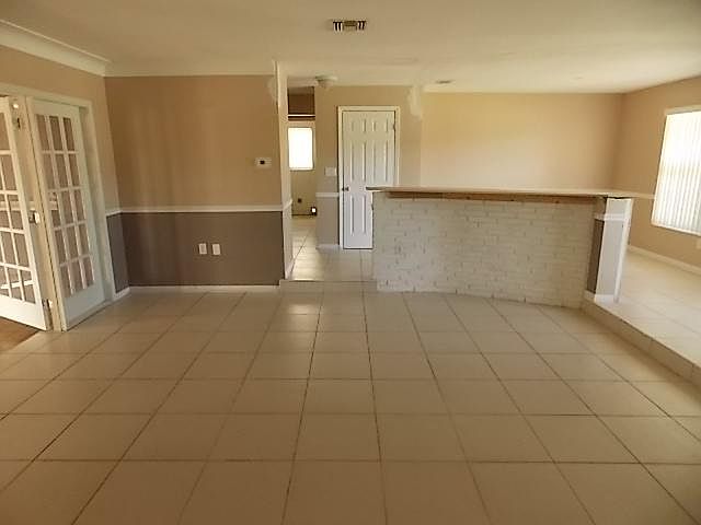 1st image of 3109 SE 1st Ct