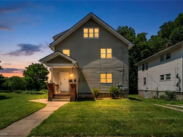 1288 Pondview Ave, Akron, OH 44305