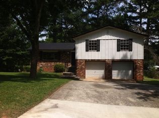 7562 Tamora Ln, Riverdale, GA 30274