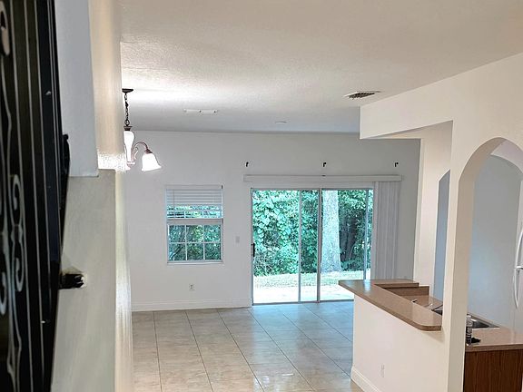 3rd image of 1104 N Fairway Dr #1104