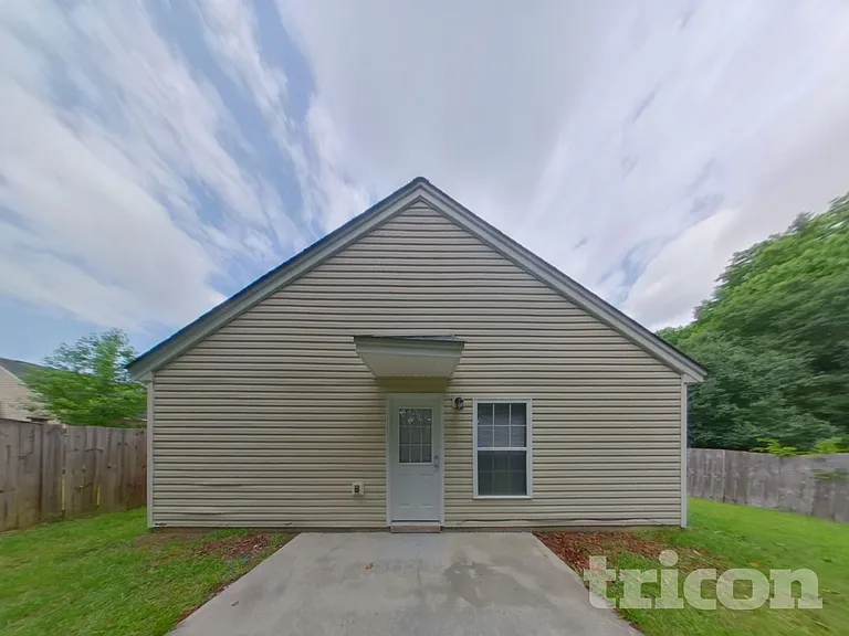80 Springway Dr — Photo 15