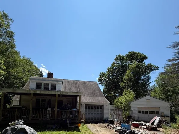 33 Barre Paxton Rd, Rutland, MA 01543