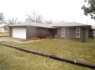 608 W Jackson St, Crescent, OK 73028