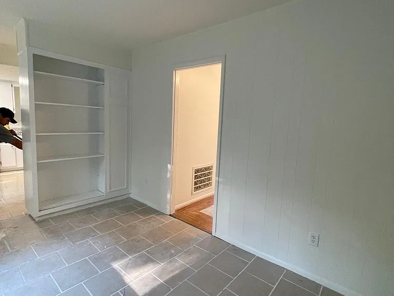 520 Elder St — Photo 5