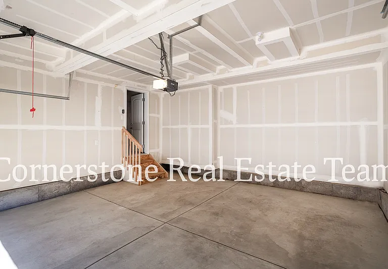 10758 Saco Dr — Photo 39