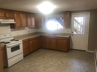 7 Coombs St APT 5, Southbridge, MA 01550