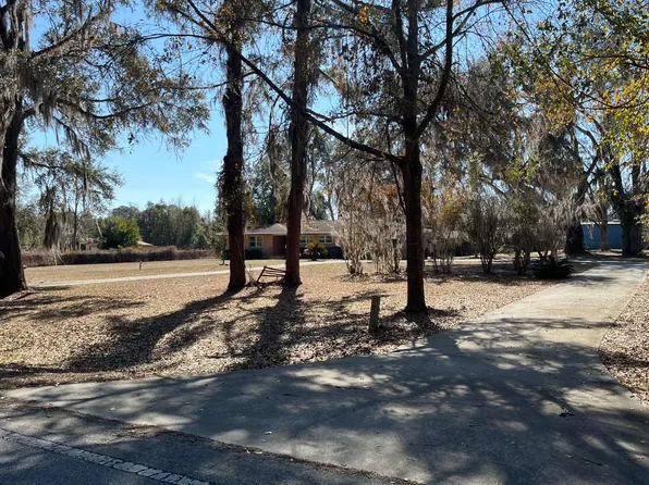 924 Racetrack Ln SE, Lake City, FL 32025