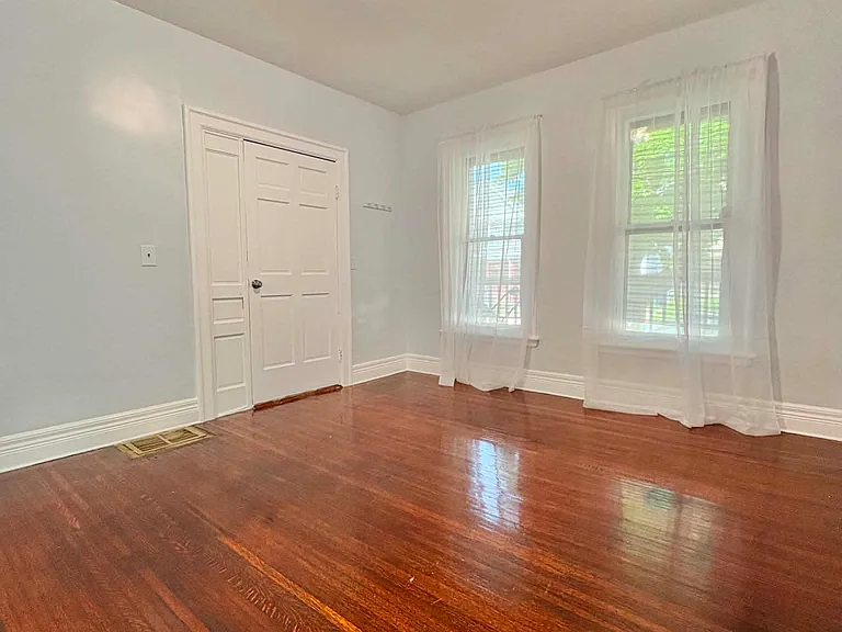 414 Hoyt St — Photo 24