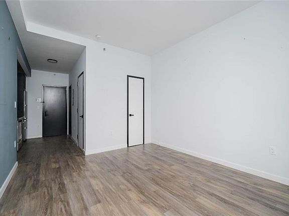 2nd image of 2733 E 12th St #5G