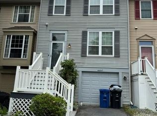 46647 Brownwood Sq, Sterling, VA 20164