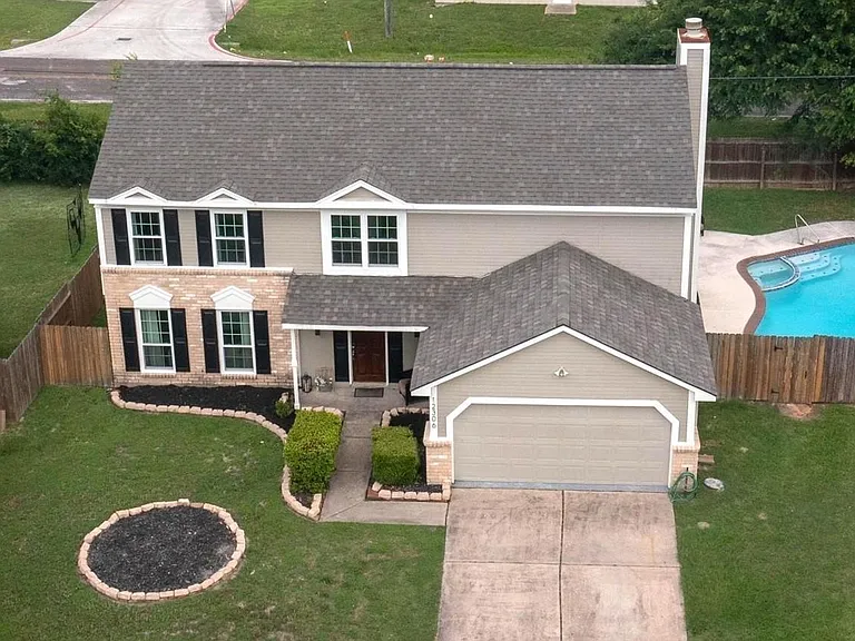 12306 Bent Pine Dr — Photo 1
