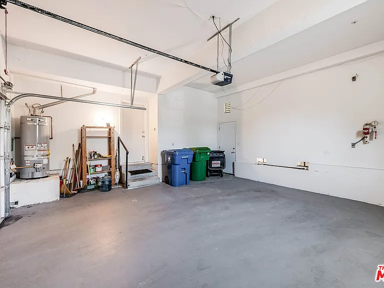 10645 Chiquita St — Photo 31