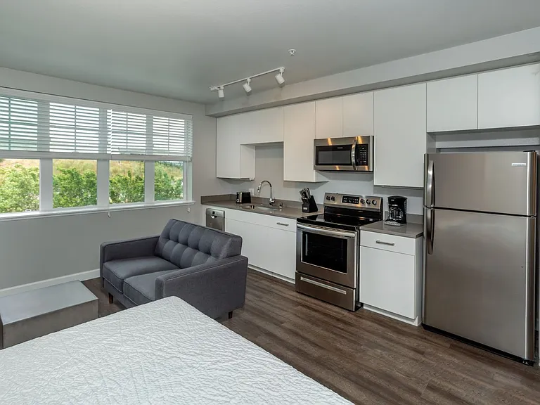 Marina Crossing Apartments — Photo 19