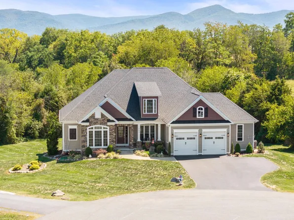 751 Hidden Brook Rd, McGaheysville, VA 22840