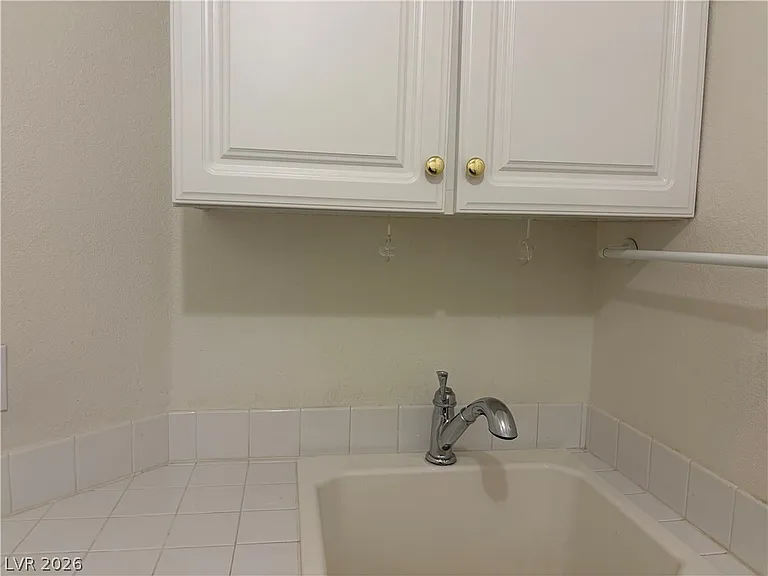 5708 Owl Butte Ct — Photo 27